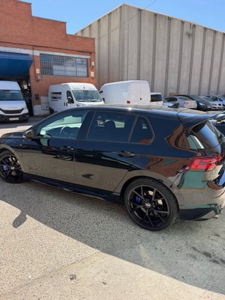 Volkswagen Golf 2021