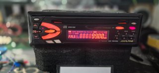 Autoradio Alpine CDE-7854R Anni '00
