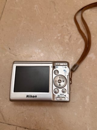 Lote 4 Cámaras Digitales Retro (PARA REPARA/PIEZAS