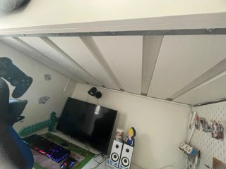 Cama alta con escritorio y estantería