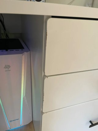 Cama alta con escritorio y estantería