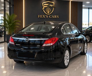 Opel Insignia 2011