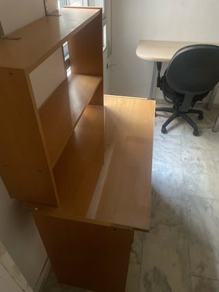 Escritorio de madera, regalo silla