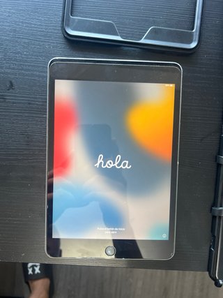 iPad Mini 2 con funda Negra y Protector Pantalla
