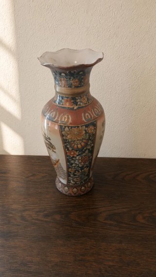 Jarrón chino antiguo decorado