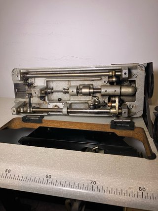 Máquina de coser SEIKO triple arrastre