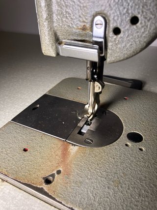 Máquina de coser SEIKO triple arrastre