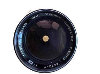 Olympus E. Zuiko 135mm 1:2.8