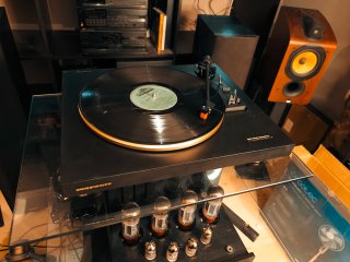 Tocadiscos Marantz TT-42 Automático