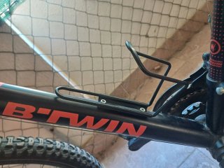 Bicicleta Montaña Negra y Naranja