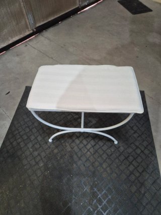Banqueta Descalzadora Hierro Blanca