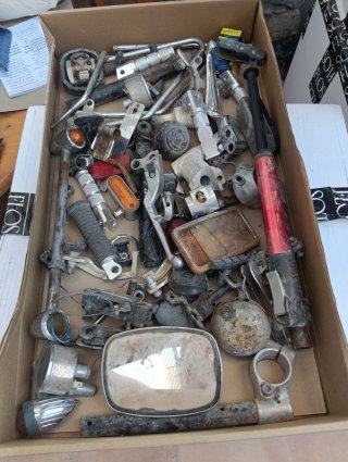 Piezas de moto varias