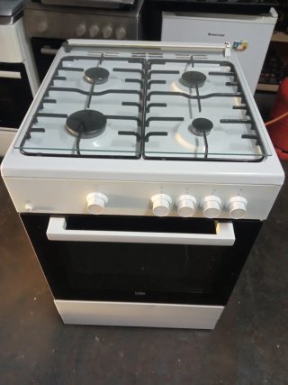 Cocina de gas con horno gas (butano)