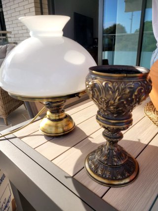 Lámpara de mesa vintage tipo quinqué