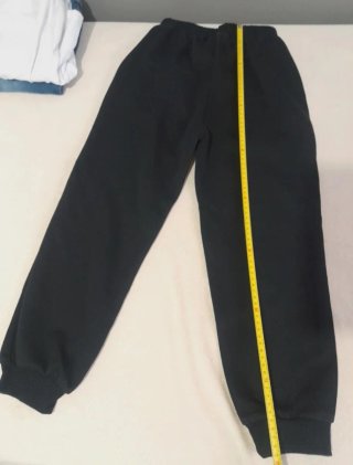 Pantalón Essentials Negro