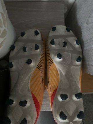 Botas de fútbol Tenth amarillas