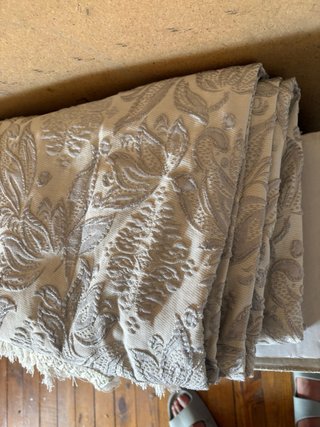 Manta antigua con bordados