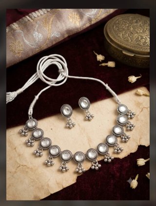 Conjunto India: Collar y Pendientes Plata