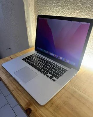 MacBook Pro 15 i9 32GB 500GB SSD Español