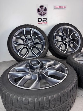 LLANTAS SKODA KAROQ RS 19 ORIGINALES CON NEUMÁTICO