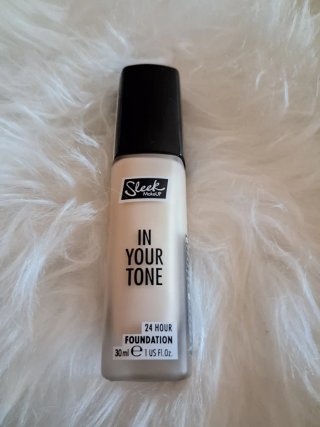 Base de maquillaje Sleek In Your Tone