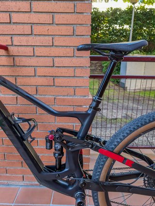 ​Bicicleta Montaña Devinci Troy Black Edition 2022