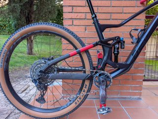 ​Bicicleta Montaña Devinci Troy Black Edition 2022