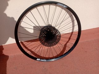 27.5 x30 DT Swiss enduro rueda ebike trasera nuev