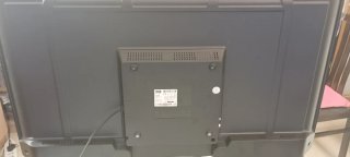 TD Systems TV 40 Smart TV. Medidas 64x106,5x12