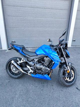 Honda CB 750 Hornet Azul A2