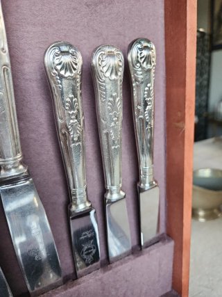 CUBERTERÍA KINGS PLATA INGLESA