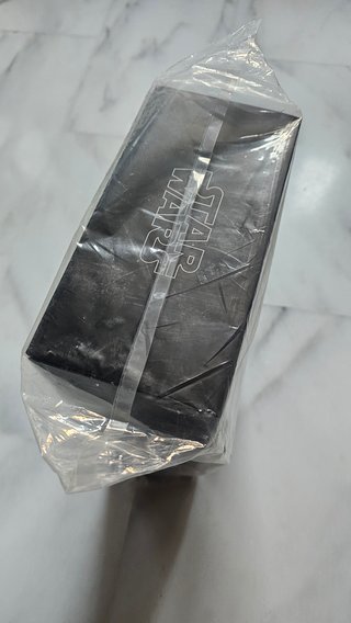 Hot Toys 1/6 TMS0008 IG-11 The Mandalorian