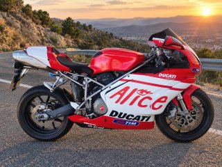 Ducati 749 Roja y Blanca