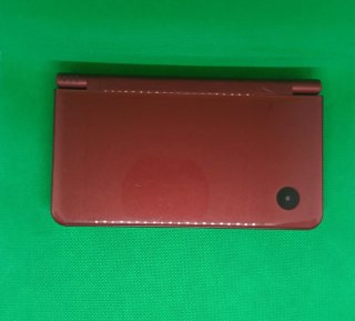 Console Nintendo DSi XL Bordeaux