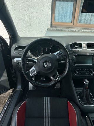 Volkswagen Golf VI GTI edicion Adidas