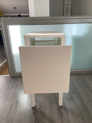 Mesita auxiliar blanca de madera
