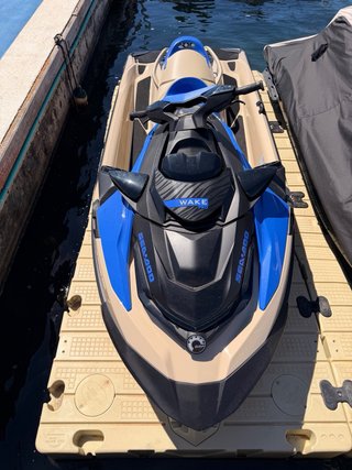 Moto de agua Sea-Doo Wake Pro 230