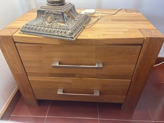 Cama articulada 80 cm con motor, colchon, mesita
