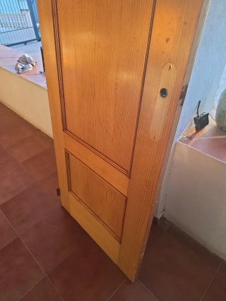 Lote 6 puertas macizas de roble