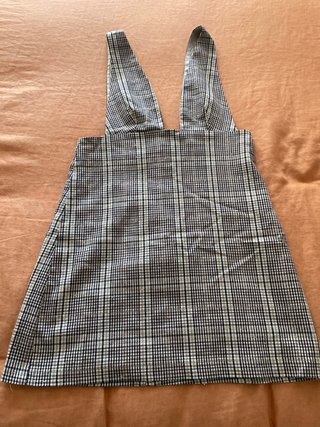 Pichi corto Zara marrón Talla S