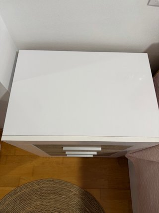 2 Mesitas de Noche Blancas y Madera