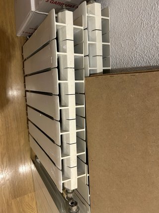 7 radiadores de aluminio + toallero