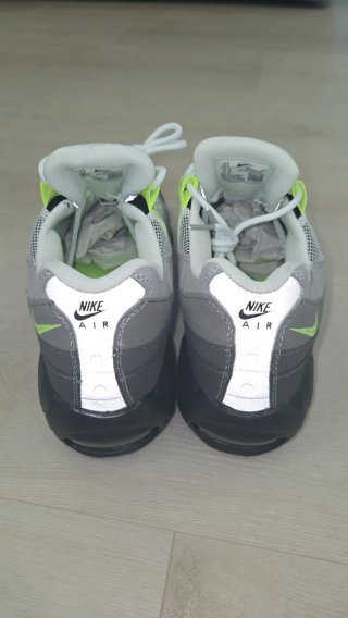 Nike Air Max 95 Neon Cinza/Verde