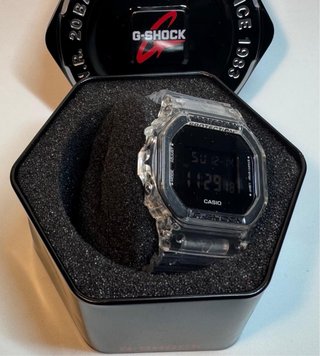 Reloj Casio G-Shock Transparente