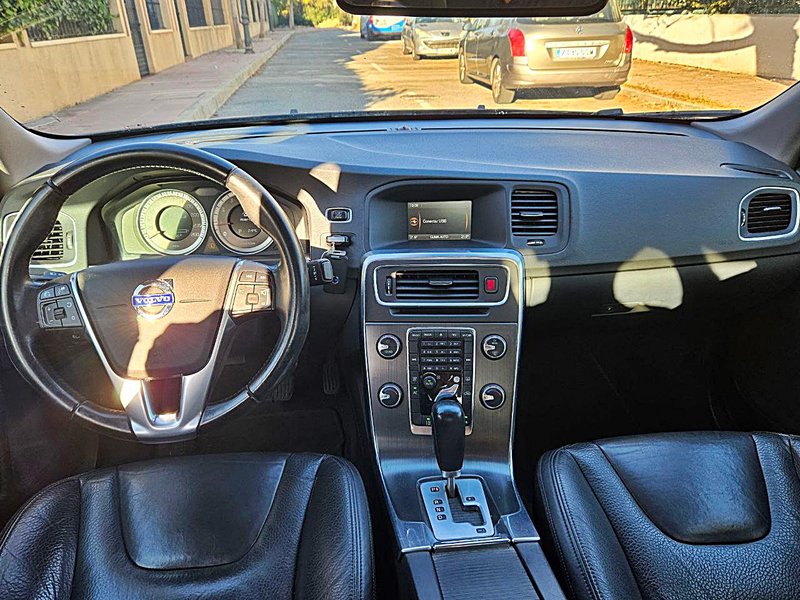 Volvo S60 2012, foto 8