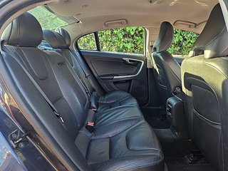 VOLVO S60 2.0 T5 SUMMUM AUTOMÁTICO · 240 CV