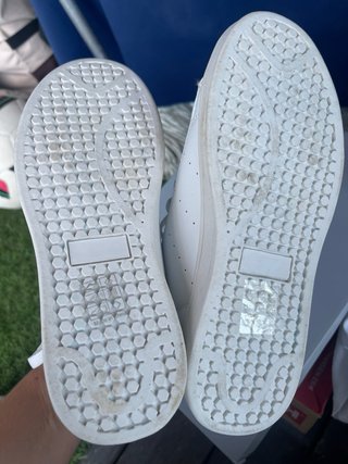 Zapatillas deportivas niña blancas y plateadas