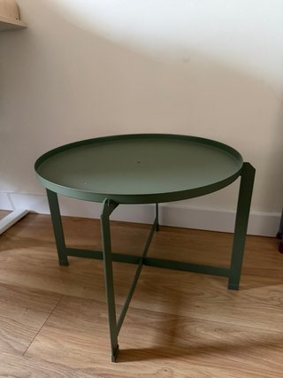 Mesa auxiliar redonda verde