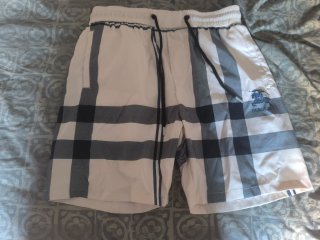 Pantalón corto Burberry cuadros