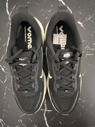 Nike Vomero 18 *NOVAS n40 Preto/Branco sapatilhas